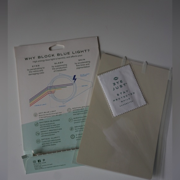 EyeJust iPad Blue Light Blocking Screen Protector - Picture 4 of 4